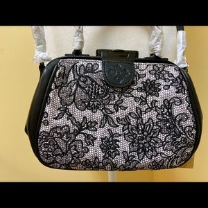 💐NWT Patricia Nash Chantilly Lace💐